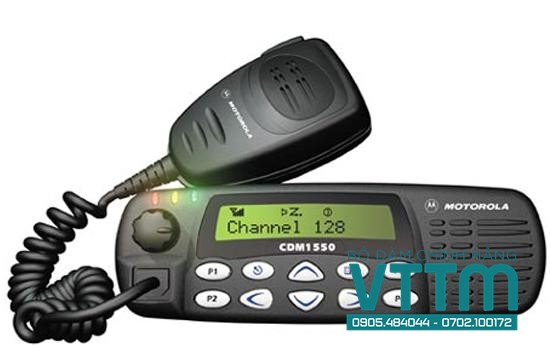 Máy Bộ Đàm Motorola GM338 Gắn Xe Chuyên Nghiệp Chính Hãng